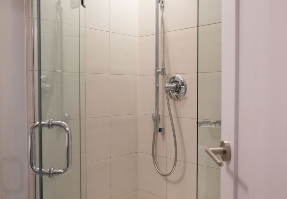 Applewood Suites - CN Tower & Convention