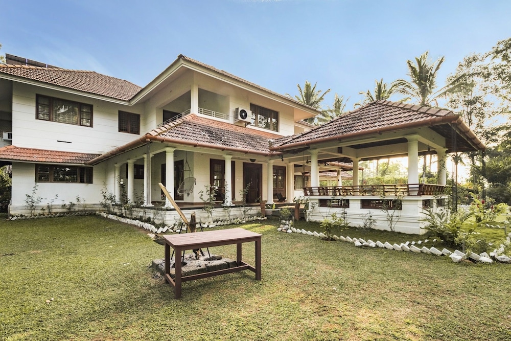 GuestHouser 5 BHK Homestay 5150