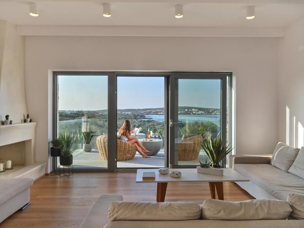 Empire Luxury Villas photo 4