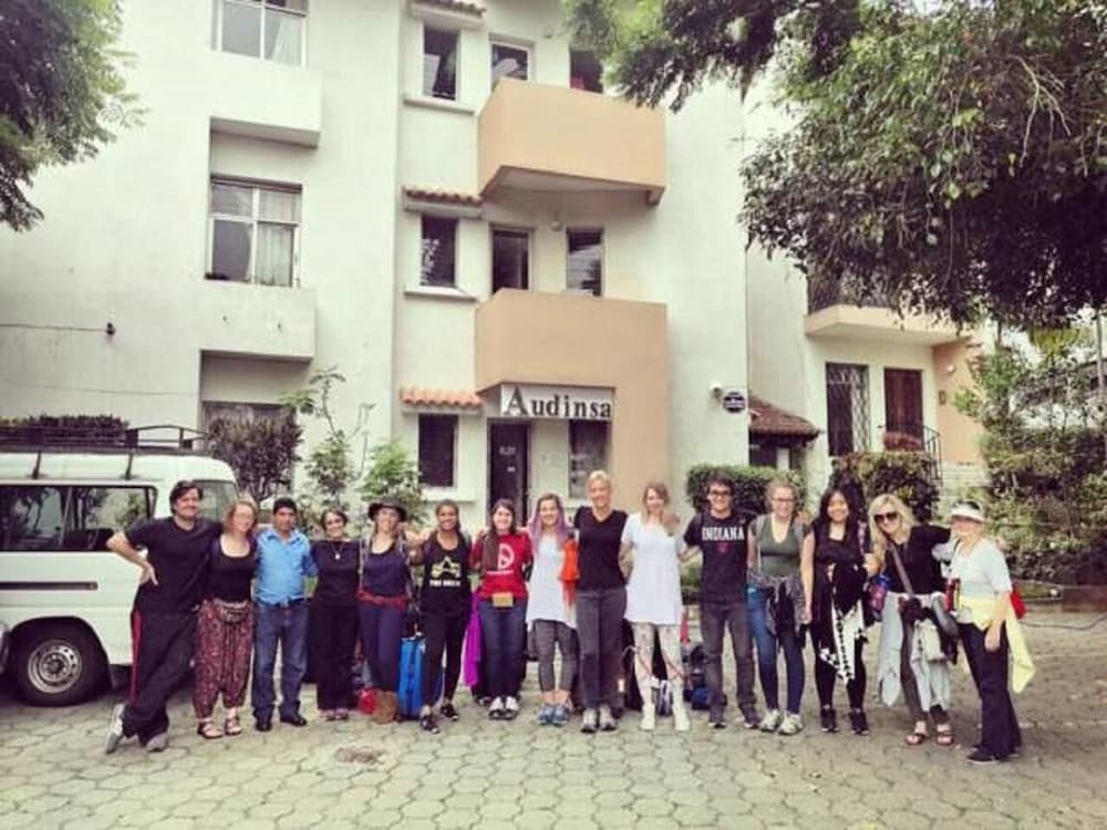 Quetzalroo Boutique Hostel