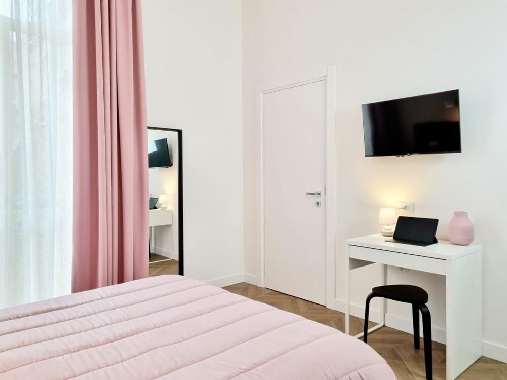 glamour suite