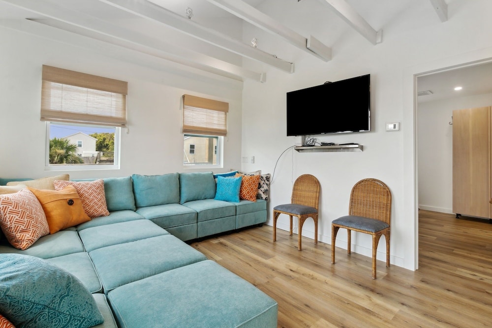 161 S Fletcher 5 Bedroom Home