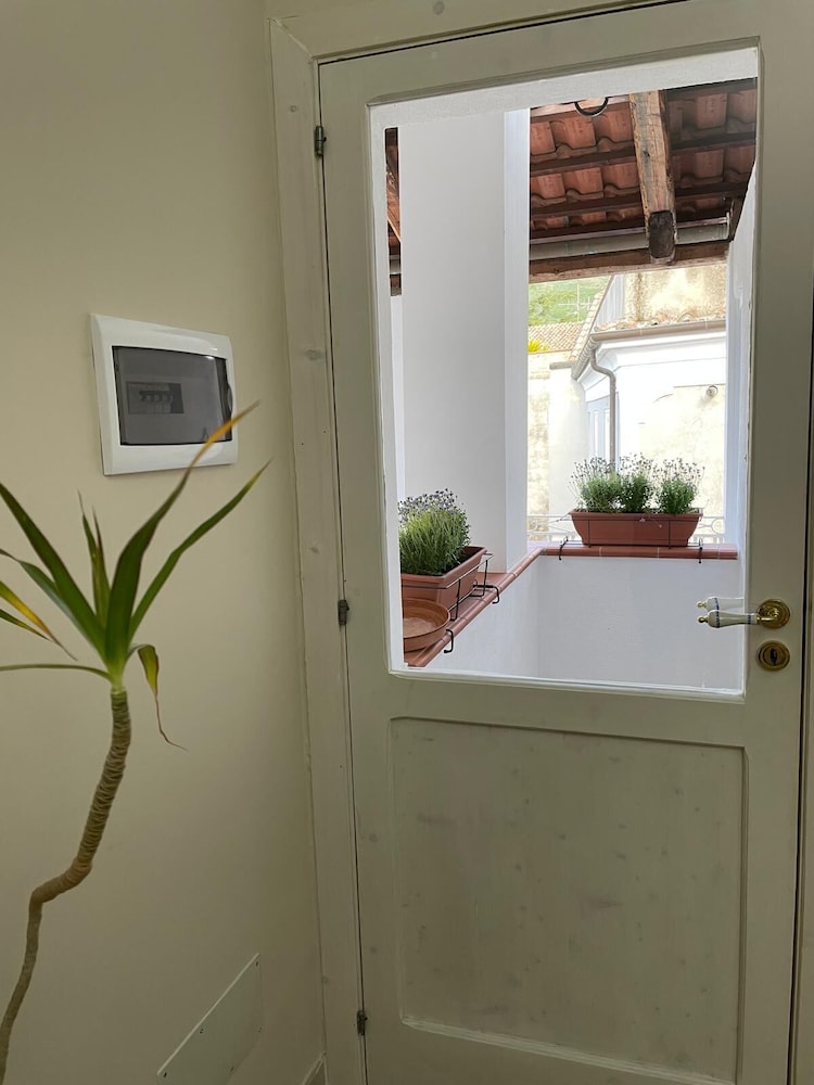 Goti Rooms B&B photo 2