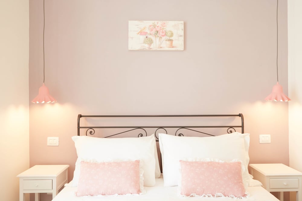 Colosseo Friendly Suite & Rooms