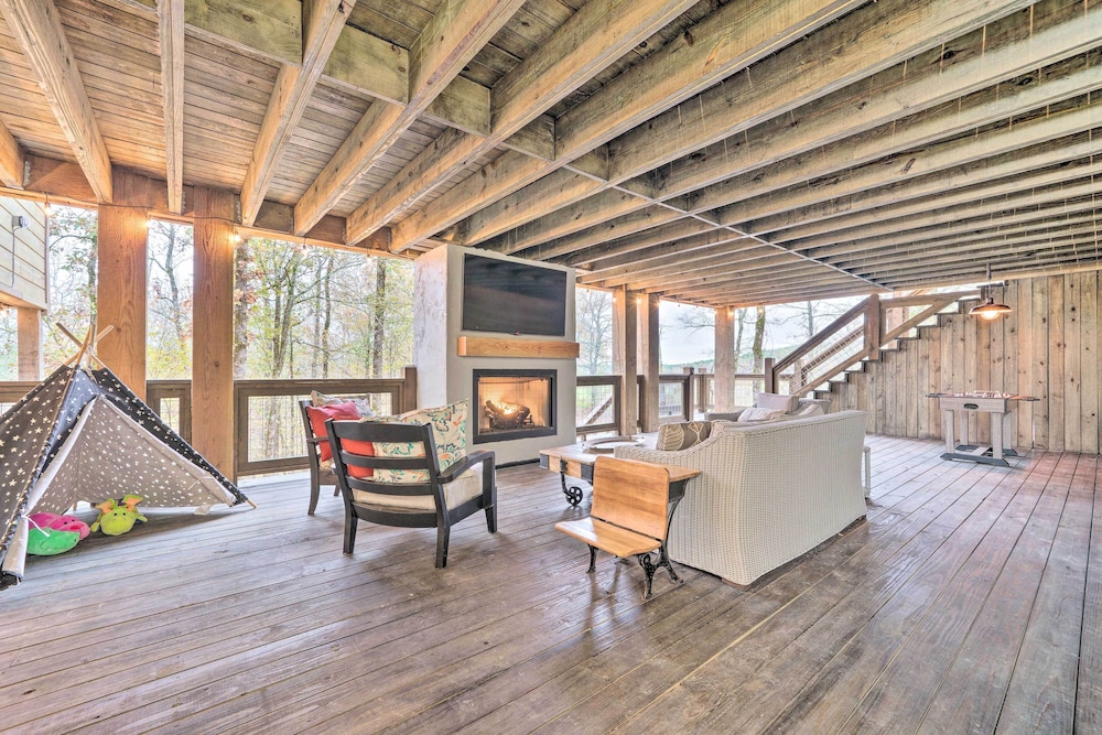 Secluded Creekside Cabin w/ Hot Tub & Fire Pit! view 3