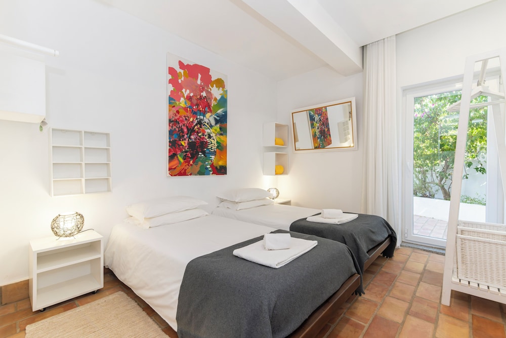 Laranjal Farm House