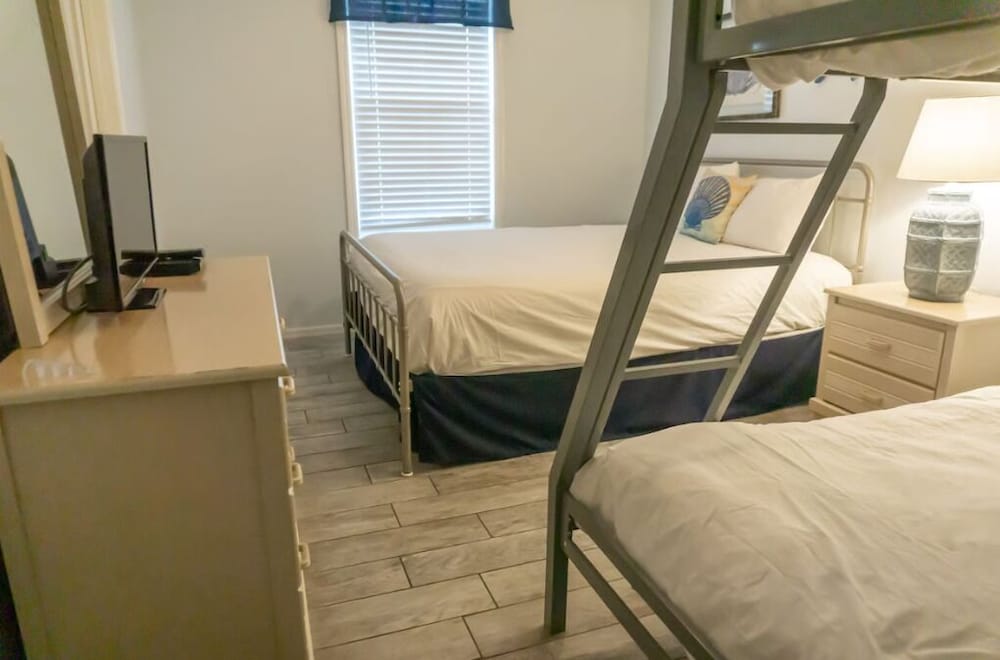 Beachside Villas 1022