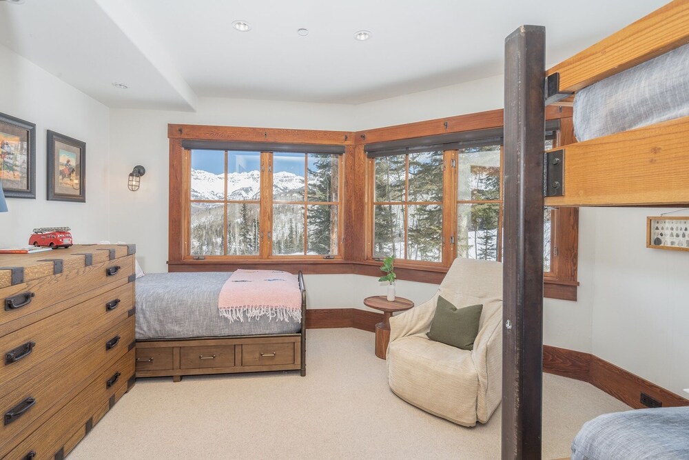 Back Door Ski In/out Fireplace, Hot Tub, Huge Views Alpine Luxury At Copper Hollow 6 Bedroom Home by RedAwning view 2