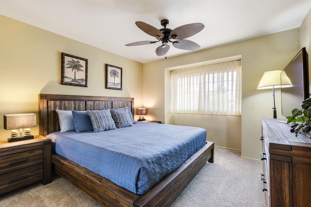 Beautifully Furnished - Hawaiian Villa - AC & Wifi! - Vrkcv