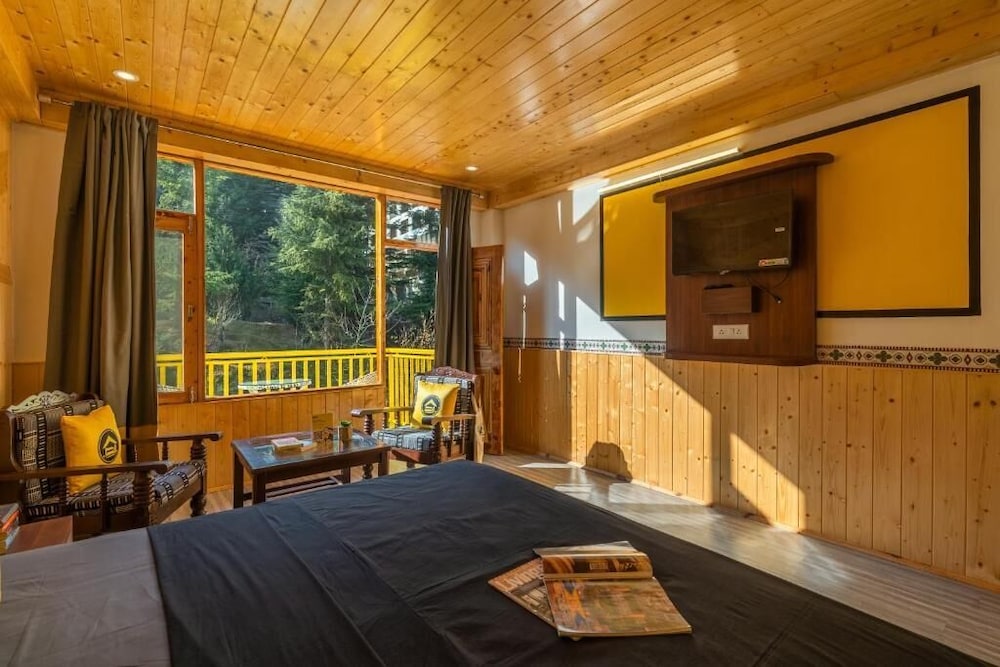 The Hosteller Manali, Old Manali