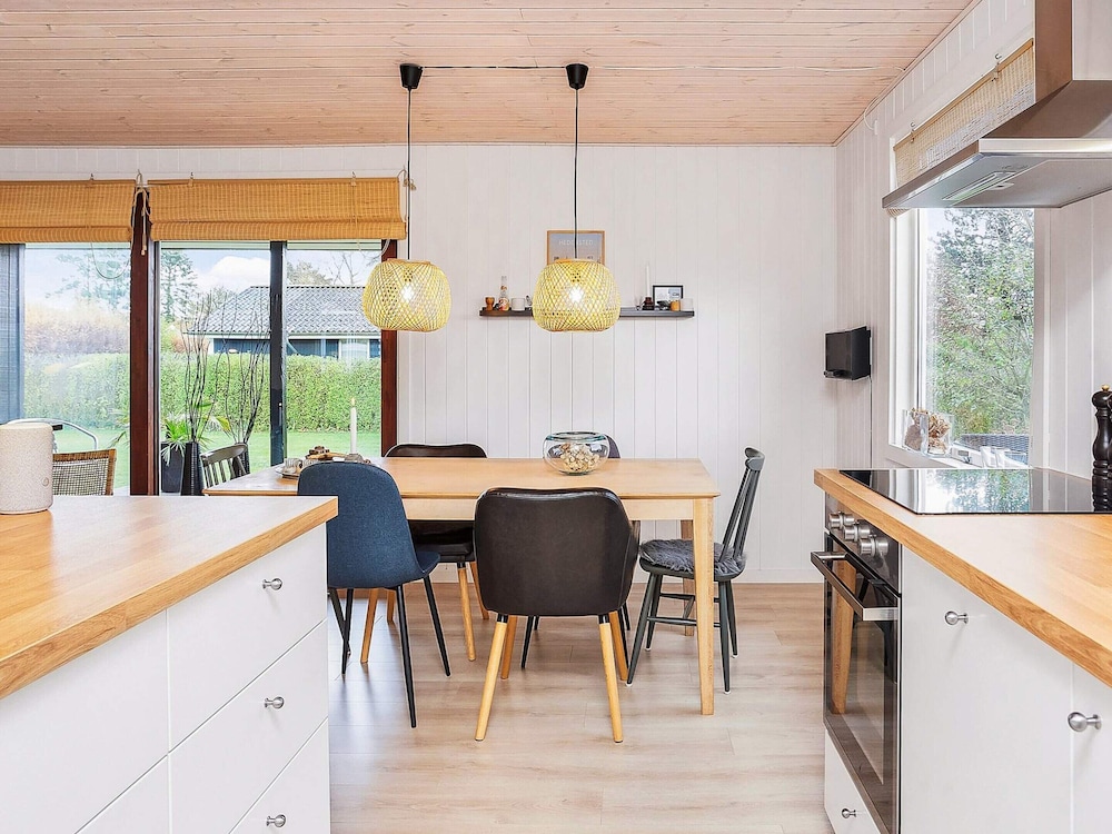 6 Person Holiday Home in Juelsminde