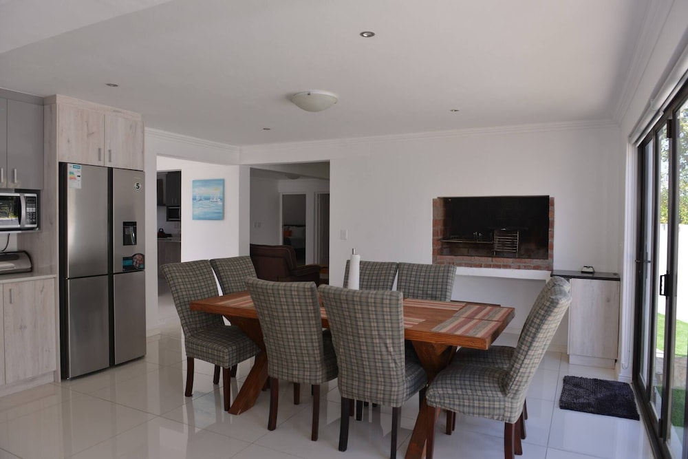 Pelican Cove is a Modern 4-bedroom Holiday Home in Langebaan With Some Sea Views