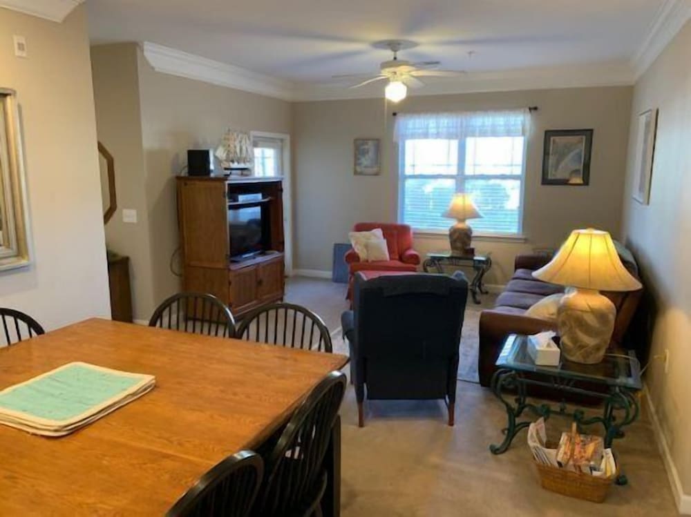 221-06 Woodlands Way - Property Image 11