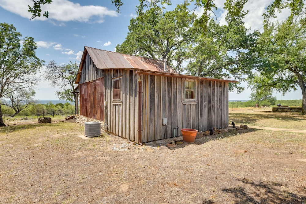Palo Pinto Paradise on 55-acre Texas Farm view 4