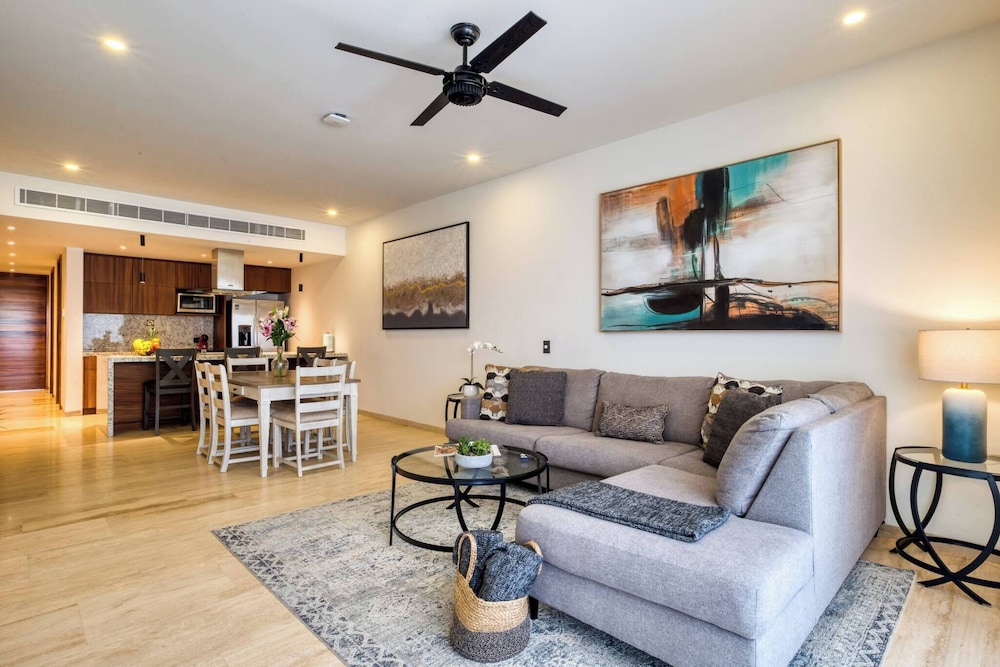 Family Friendly APT 17 Ocean View, 3br, 6 pax