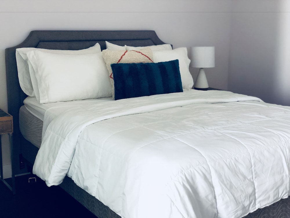New Lyfe Finest Luxury Apartment