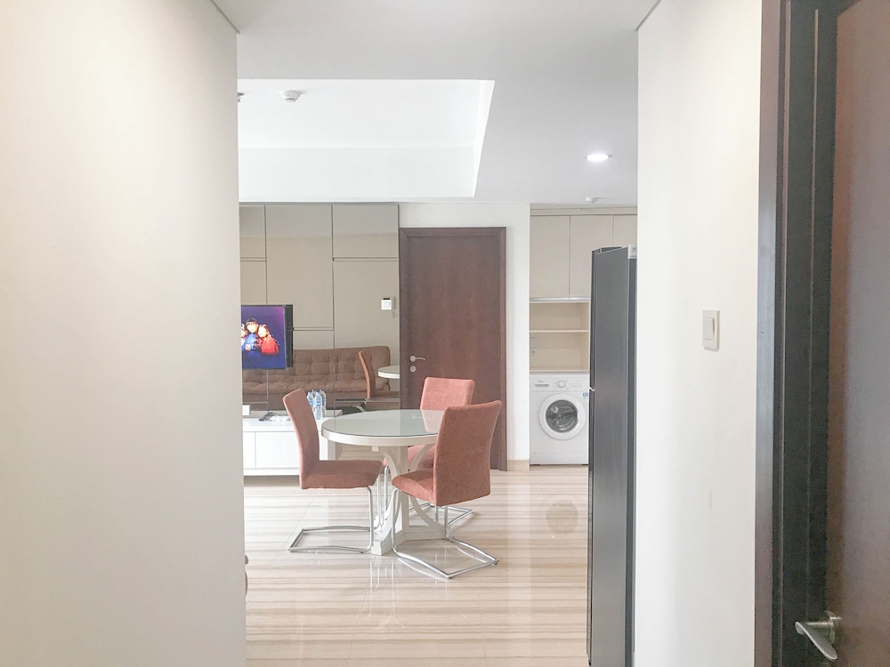 Pleasant And Calm 2Br At Grand Sungkono Lagoon Apartment