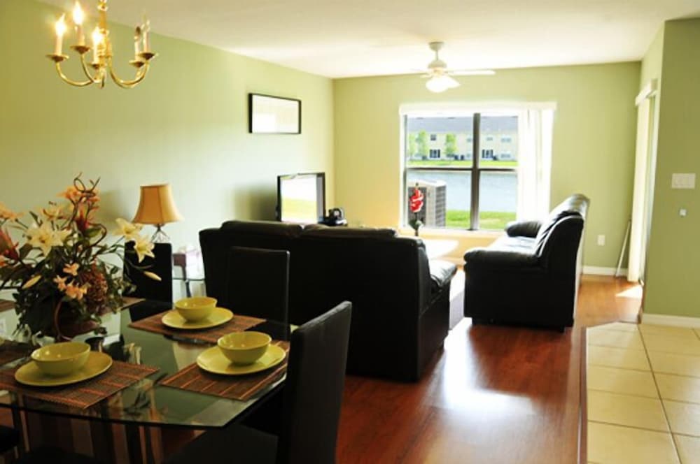 Club Cortile Resort #1 - 4 Bed 3 Baths Townhome