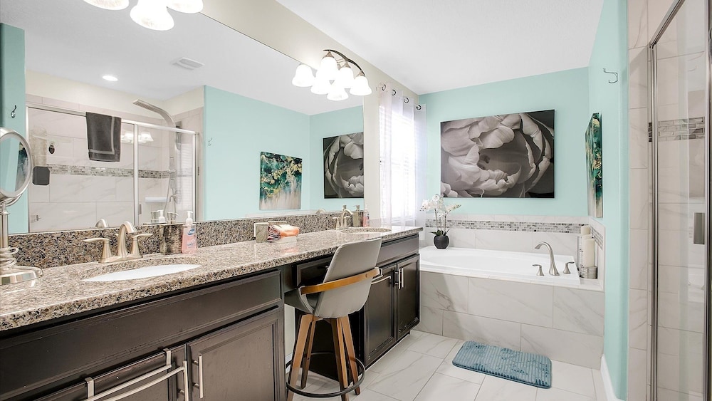 Solterra Resort 5 Bedroom Home with Pool Spa Game Room 5 Home