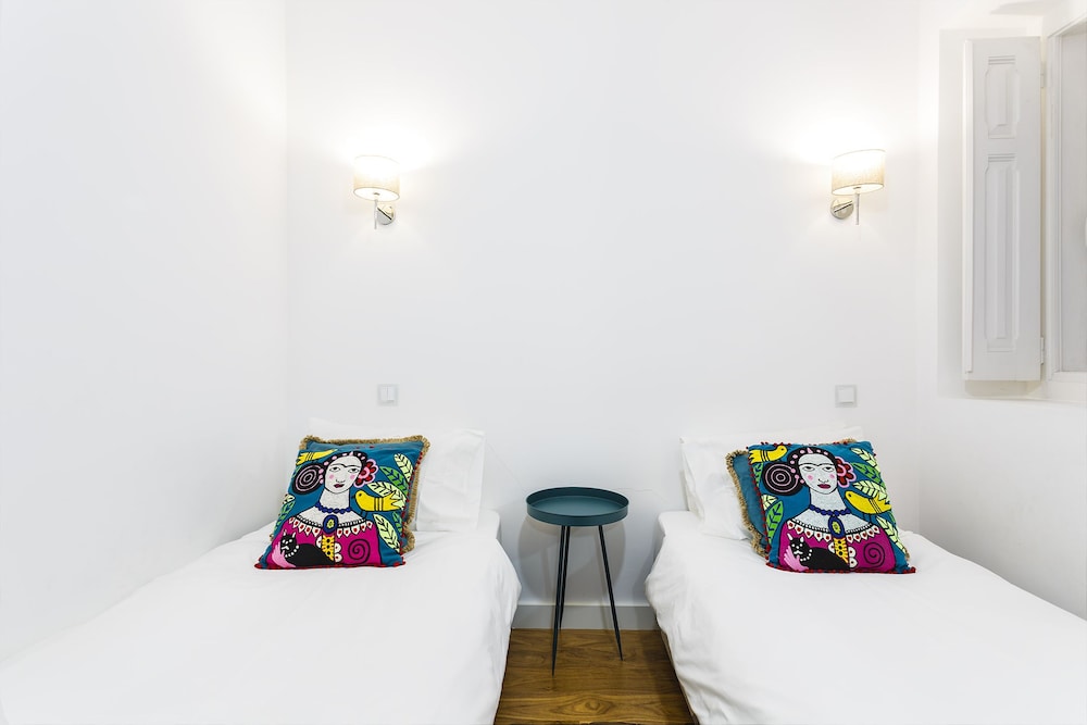 Chalet Estoril Luxury Apartments