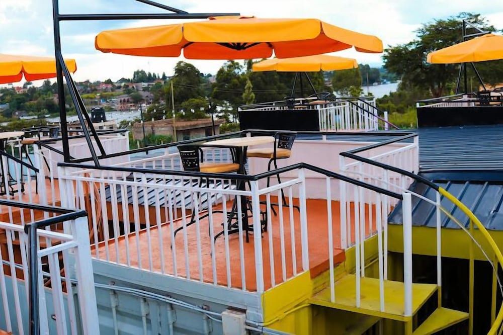 Lux Suites Lakeview Cottages Ruiru