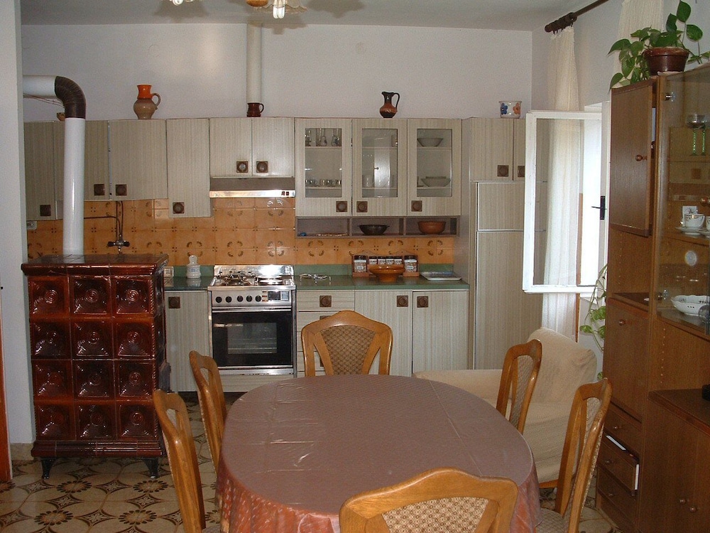 Mer - 50m From Beach - A1 Meri 1 view 5