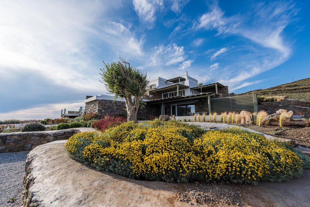 Vathi Bleu Private Villas