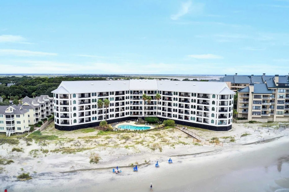 513 Seascape by Avantstay Oceanfront Home w/ Amazing Views & Community Pool Access