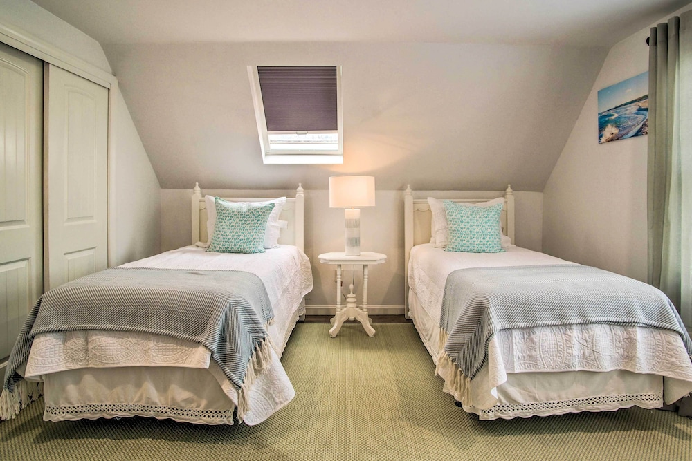Cozy Edgartown Vacation Rental Near Beach!