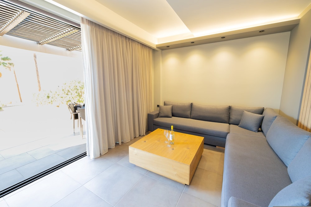 Villy Luxury Home by the Sea 2