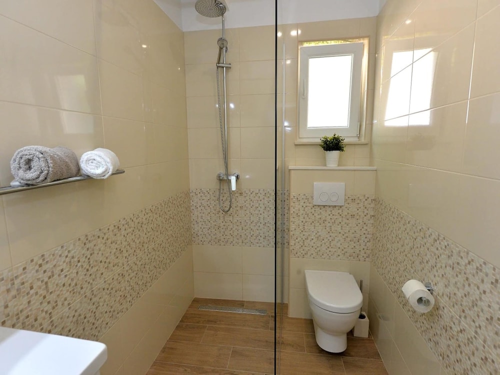 Holiday Home With Private Swimming Pool view 5