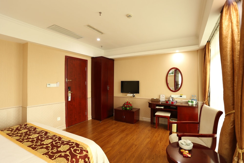 GreenTree Inn Jieyang Municipal Government Express Hotel