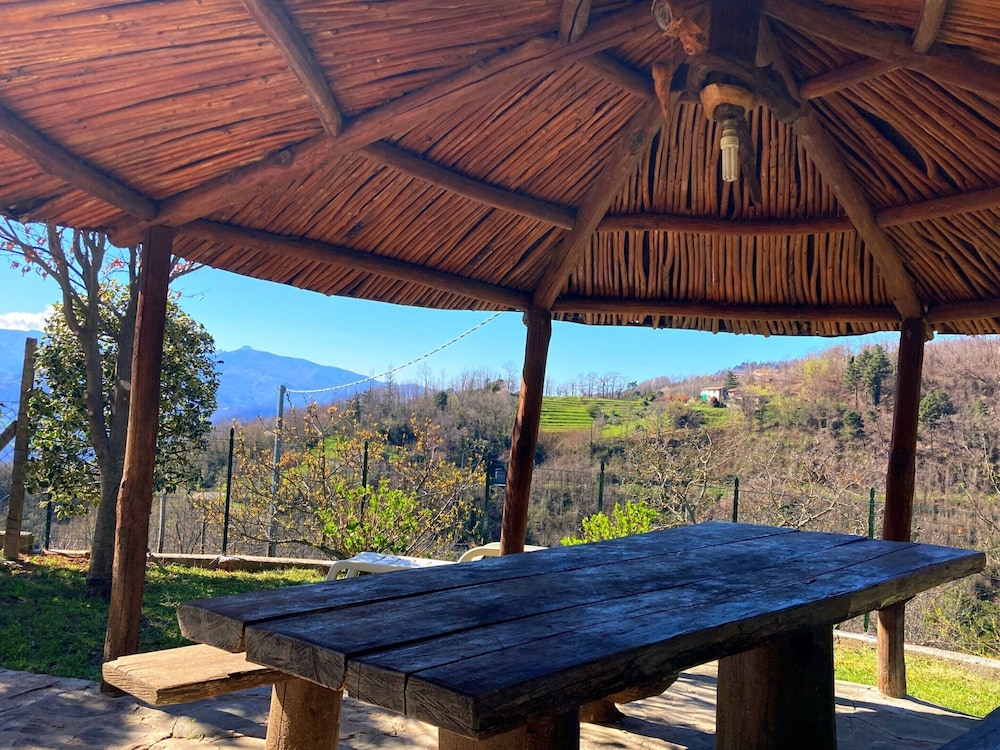 Holiday Home in Tuscany With Scenic Views photo 4