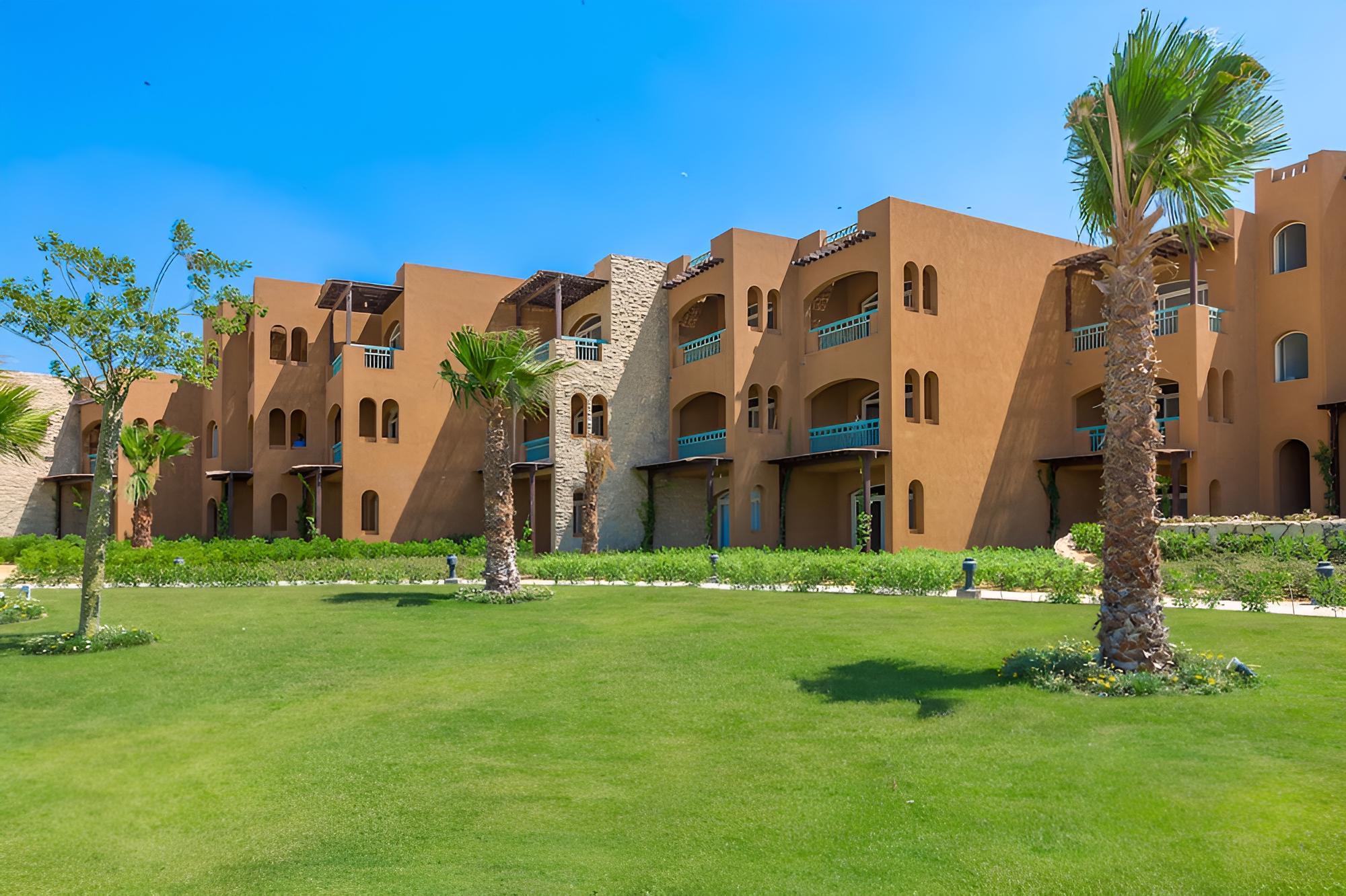 Byoum Lakeside Hotel
