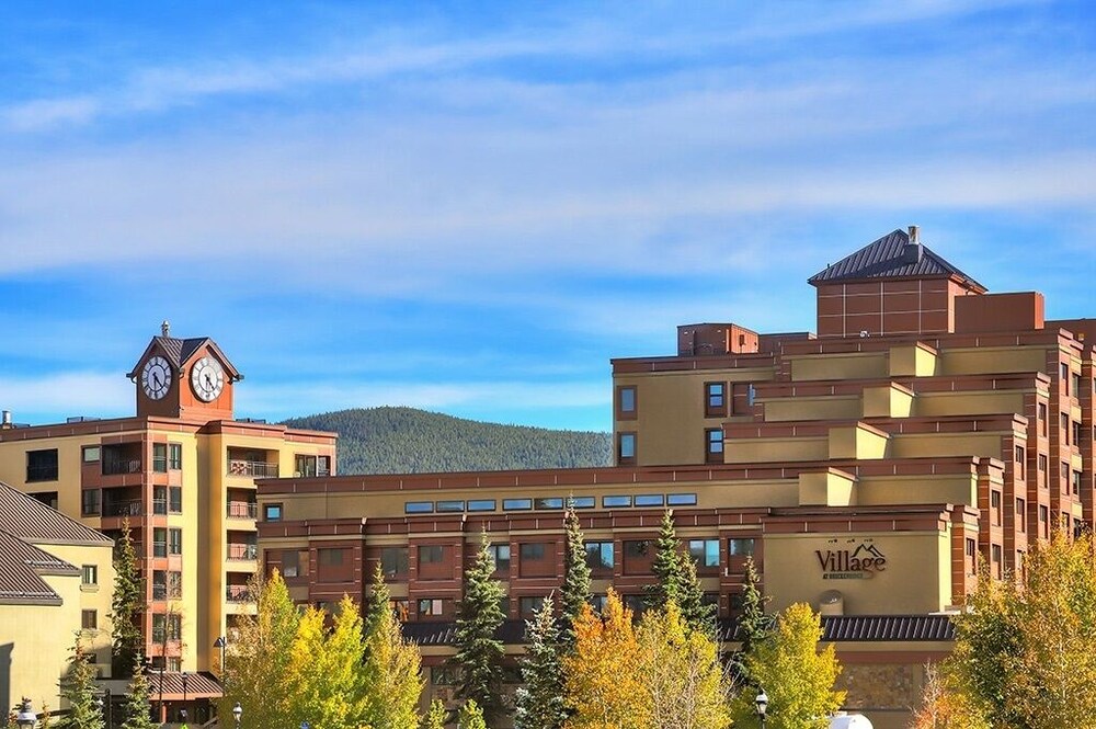 Ge At Breckenridge Peak 9 Inn, Liftside 403 Studio Bedroom Condo by RedAwning view 5