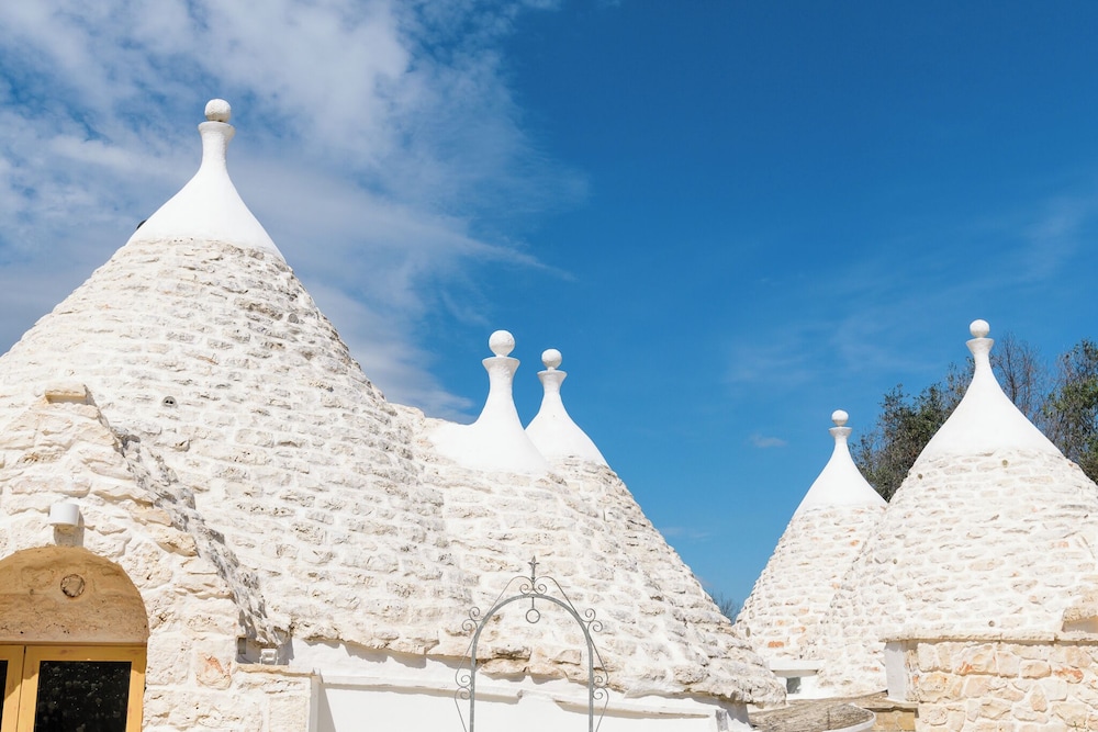 Trulli Isabella by Wonderful Italy