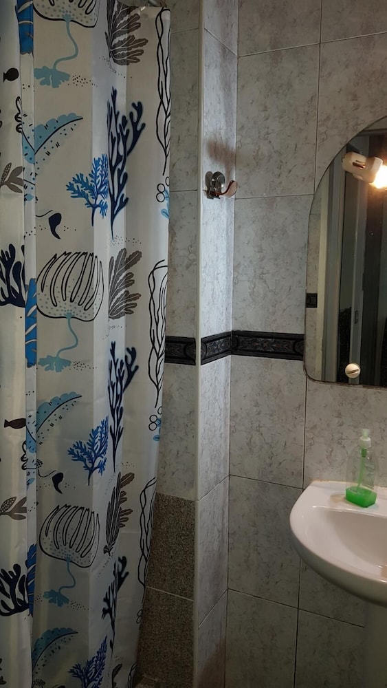 Low Cost Rooms Las Llaves 4 view 4