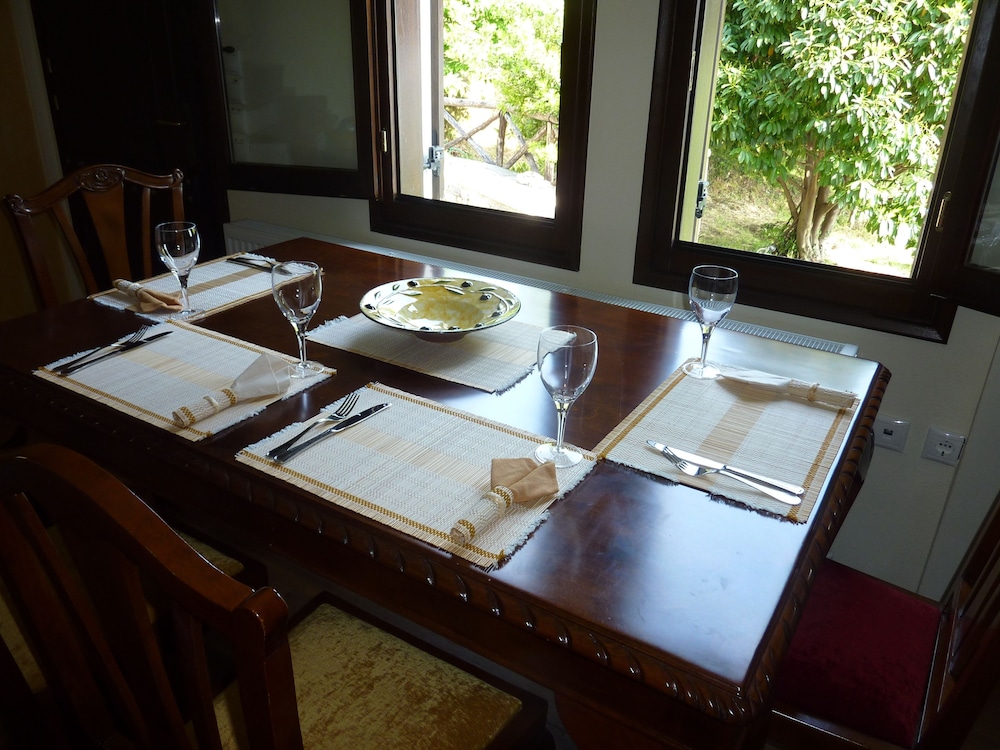 Villa Thea
