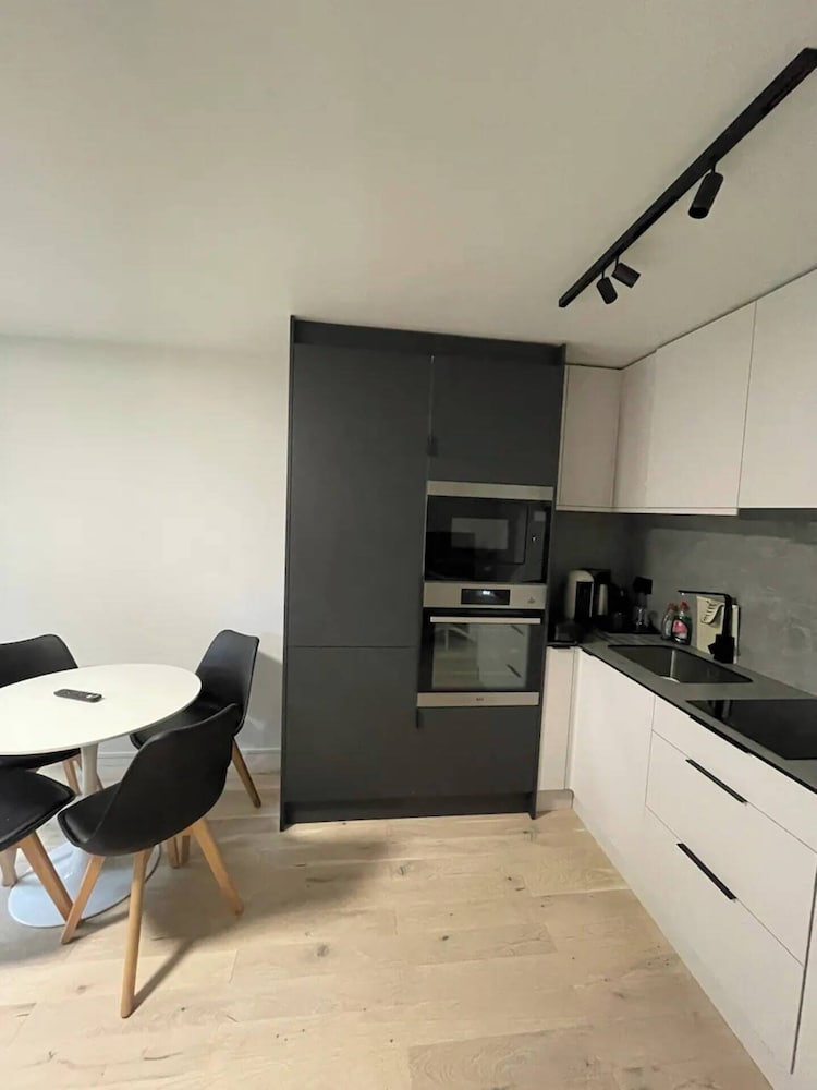 Modern & Compact 1BD Flat - Caledonian Road
