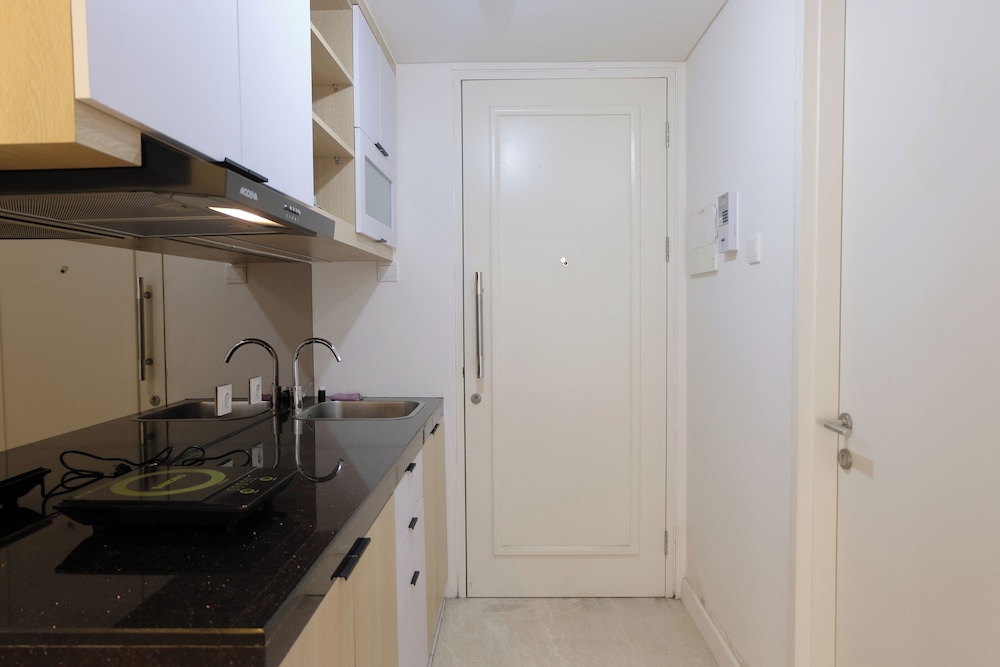 Stylish Studio At Landmark Residence Bandung Apartment