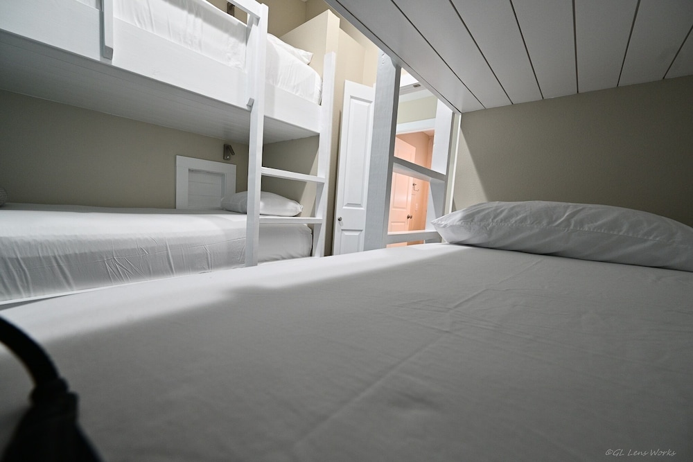 Rayburn Resorts