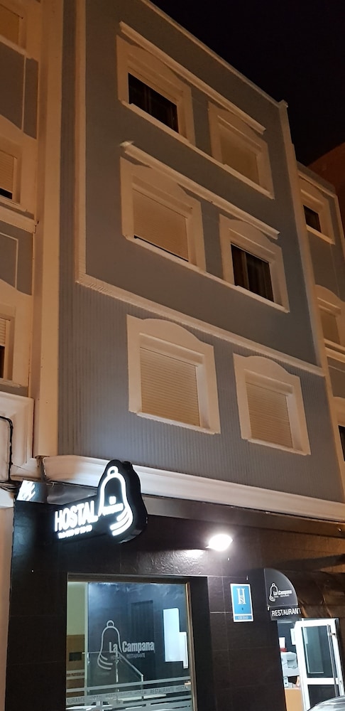 Hostal La Campana