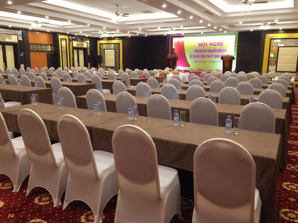 meeting & event spaces