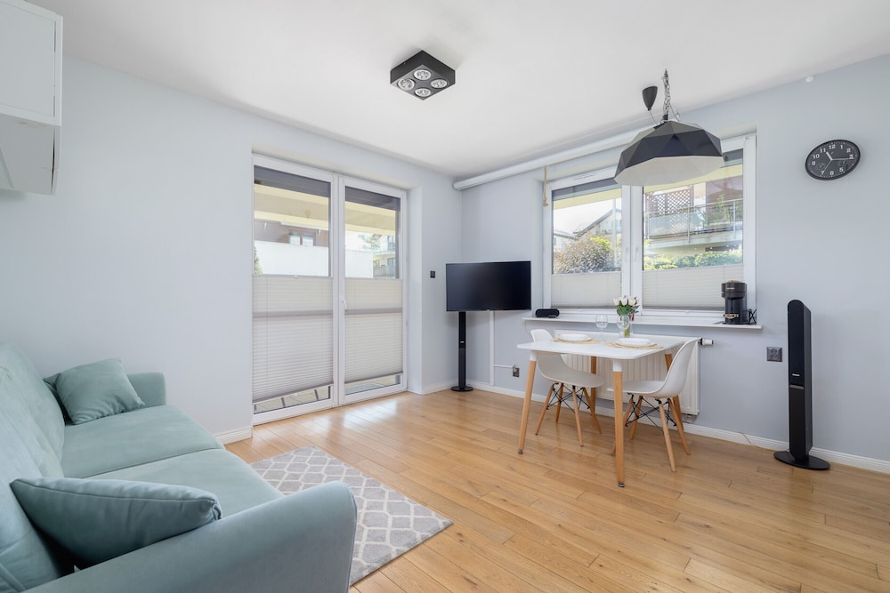 Osiedle Życzeń Apartment by Renters view 4