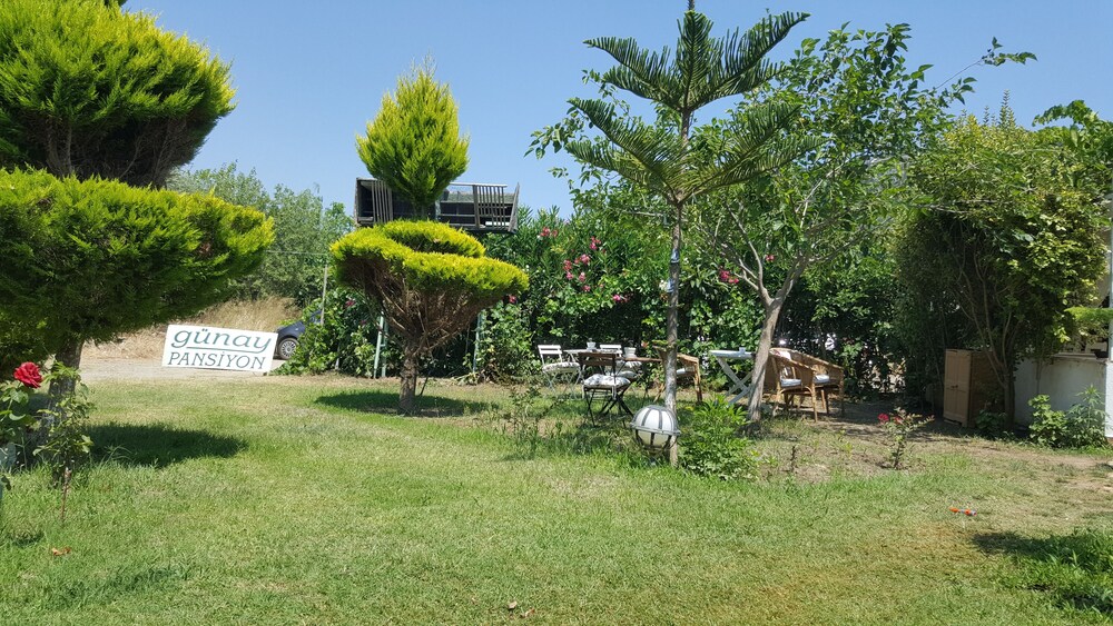 Gunay Pansiyon