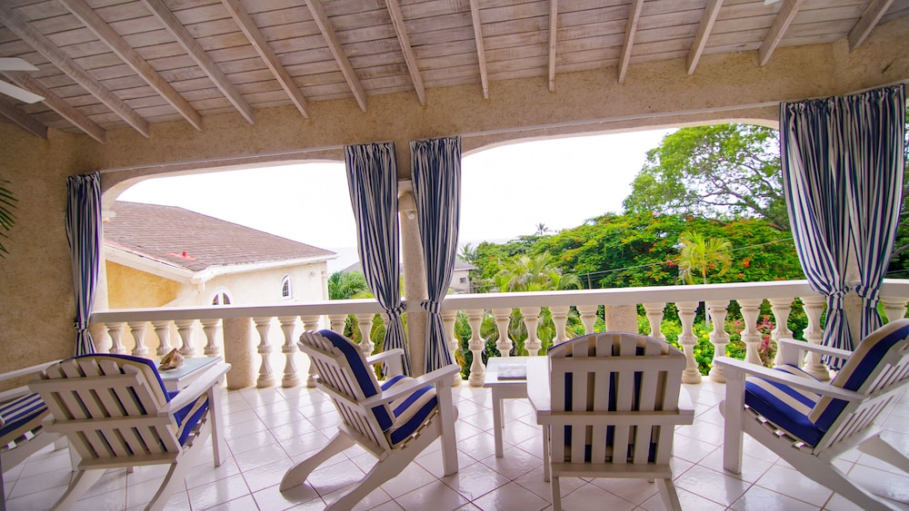 Sea Symphony Villa