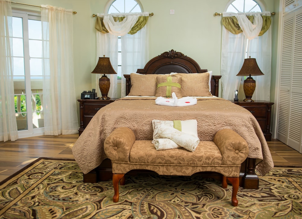 Villa Sweet Villa