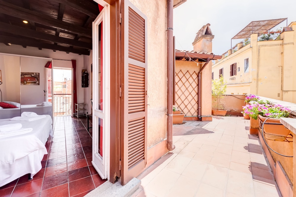 Romantic House in Trastevere
