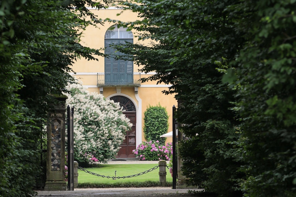 Villa Doria il Torrione view 5