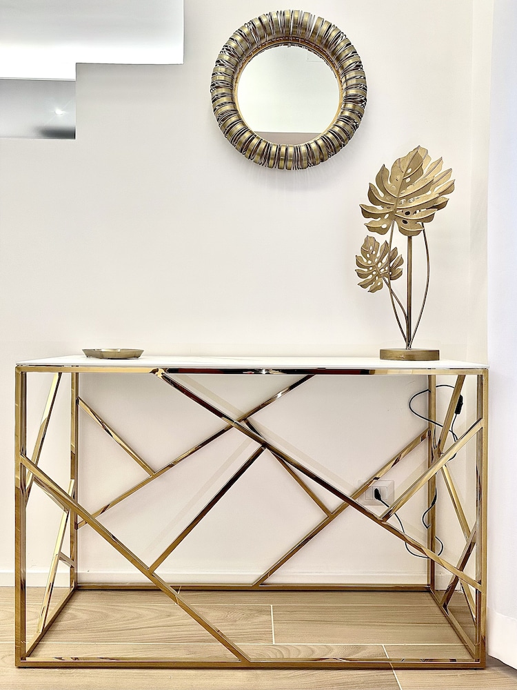 Live Doria Luxury Apartment